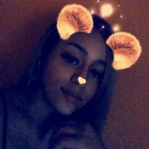 Meet your Posher, Angie